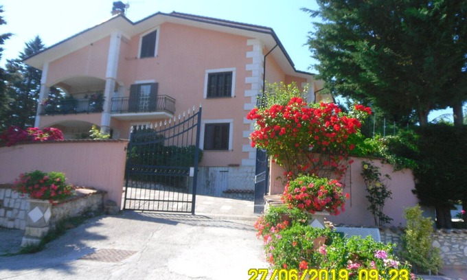 Cagnano Amiterno Bed & Breakfast | Apartment in Villa, x your Holidays and Recurrences