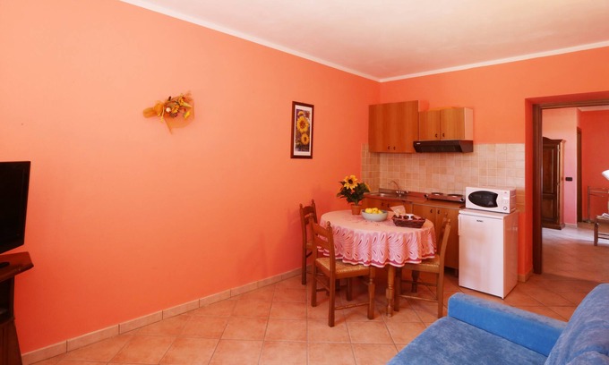 Albaretto della Torre Apartment | Apartment in the Langhe