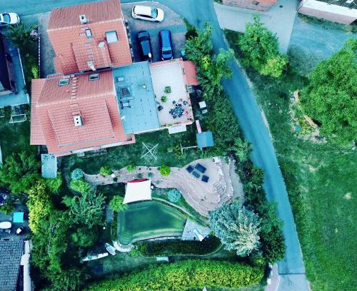 Gunterfurst Apartment | Apartment Joelle mit Sauna, Schwimmteich und Gym