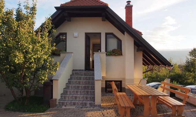 Cerknica Apartment | Apartment Knap