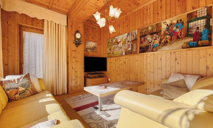 Roncone Apartment | Apartment 'La Casa Di Nonna Elena Piano Primo' with Mountain View, Private Garden and Wi-Fi