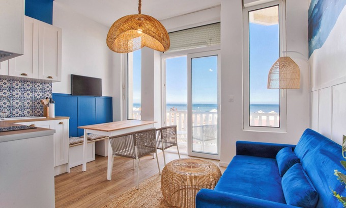 Villers-sur-Mer Apartment | Apartment Le Liaga Sea View