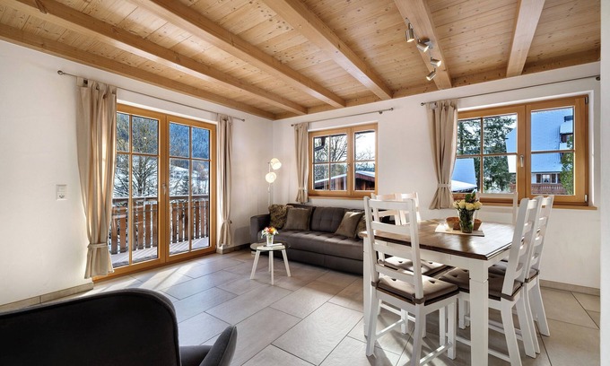 Ehlenbogen Apartment | Apartment 'Leibgeding' with Mountain View, Shared Terrace and Wi-Fi
