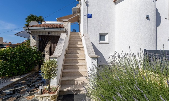 Spadici Apartment | Apartment Ljubica A4 near the beach
