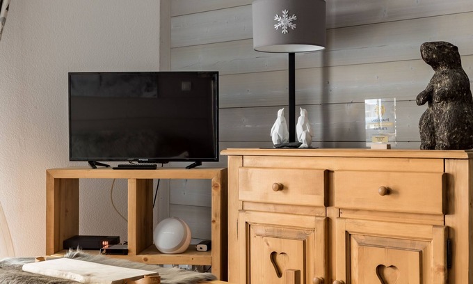 Cauterets Apartment | APARTMENT LOCATED IN TOWN CENTER WIFI SHEETS PRIVATE PARKING SECURE 3 STARS
