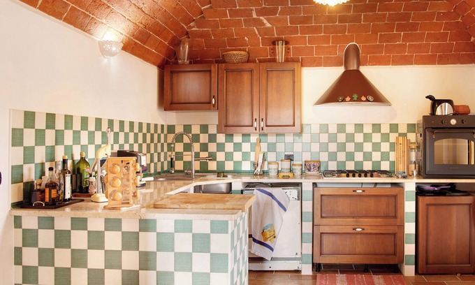 Viarigi Apartment | Apartment 'Maison Ginevra' with Mountain View, Shared Terrace and Wi-Fi