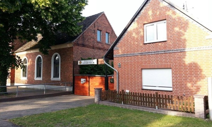 Briesensee House | Apartment "Melanie" in the Ferienhof Lindeneck