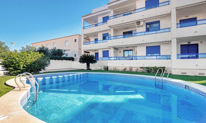 Platja de Piles Apartment | Apartment 'Monduver 2006' with Sea View, Shared Pool and Private Terrace