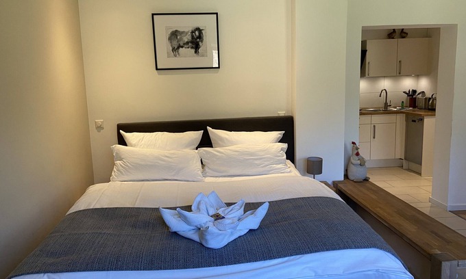 Zossen Apartment | Apartment near Berlin & Potsdam with kitchen, shower/WC and terrace