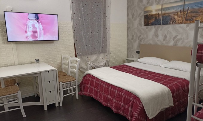 Peschiera del Garda Apartment | Apartment Near Lake Garda, Gardaland