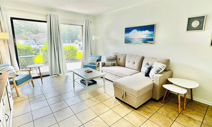 Demere Park Apartment | Apartment near downtown.
