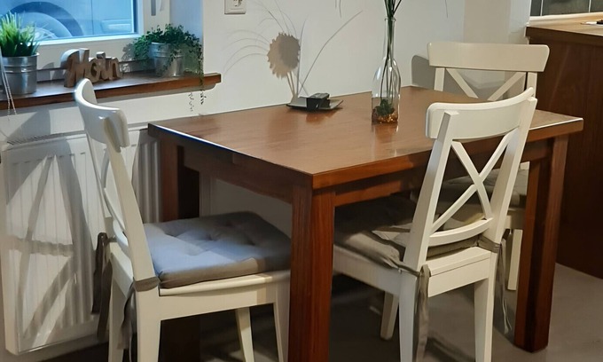 Stedesdorf Apartment | Apartment 'Nordsee - Wattwurm' with Wi-Fi & Garden