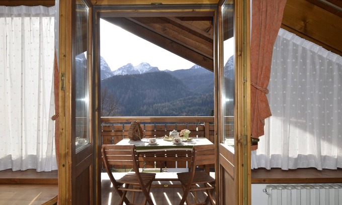 San Vito di Cadore Apartment | Apartment on the slopes