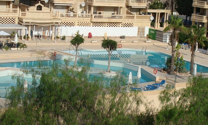 Guardamar del Segura Apartment | Apartment of 100m2 near the sea-internet