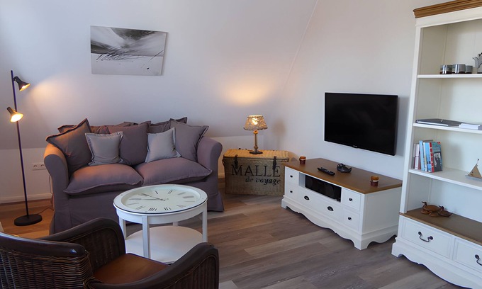 Stickenbuttel Apartment | Apartment 'On the 1st Floor' with Shared Terrace, Shared Garden and Wi-Fi