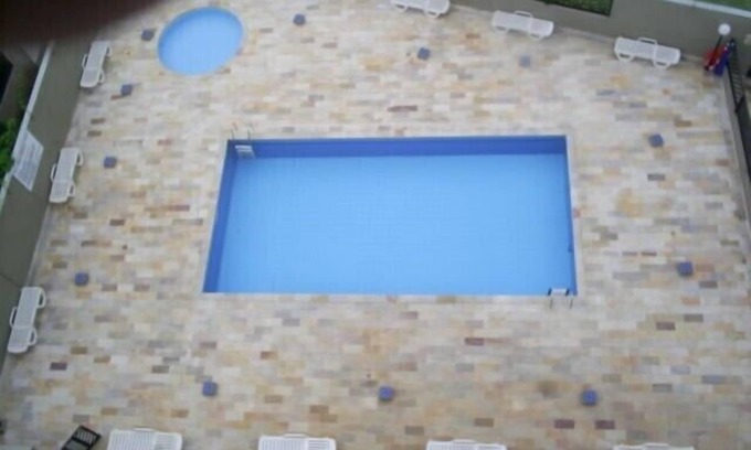 Centro Apartment | Apartment on the beach, walk in the sand in Itanhaem, with pool and sea view