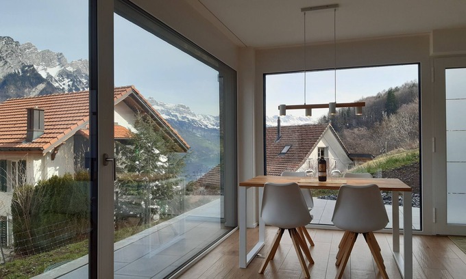 Obstalden Apartment | Apartment Panorama