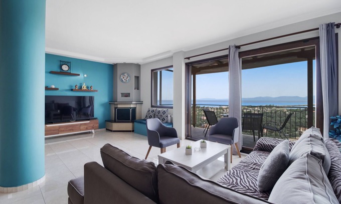 Frinion Apartment | Apartment 'Remvi House 1' with Sea View, Wi-Fi and Air Conditioning