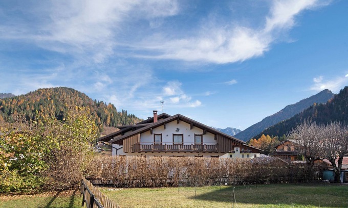 Caviola Apartment | Apartment 'Residence Malibu Appartamento 8' with Mountain View and Wi-Fi