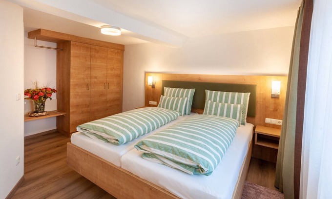 Waechtersbach Apartment | Apartment 'Rhön' with Shared Terrace, Shared Garden and Wi-Fi
