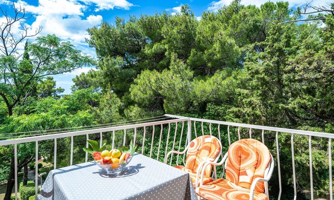 Srebreno House | Apartment & Rooms Papa - Standard Double Room with Balcony and Partial Sea View