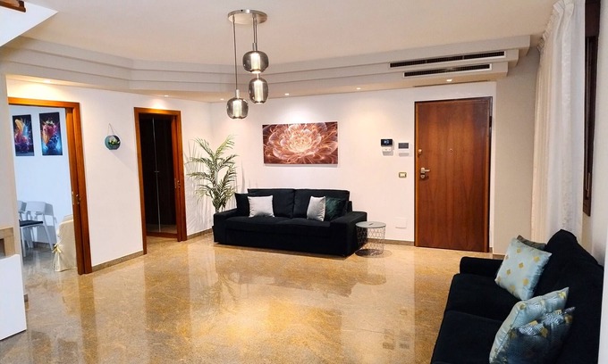 Abano Terme Apartment | Apartment 'Royal Residence Abano Terme' with Mountain View, Wi-Fi and Air Conditioning