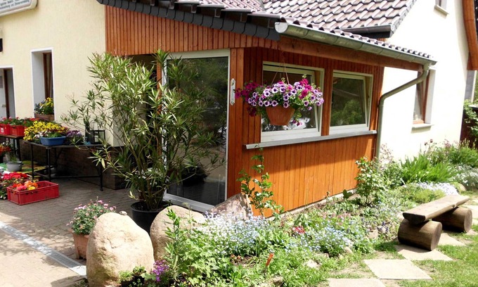 Krienke Apartment | Apartment 'Schiemann' with Private Terrace, Private Garden and Wi-Fi