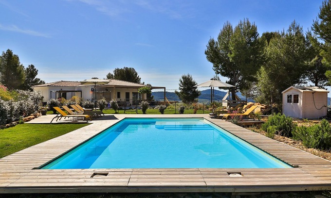 La Cadiere-d'Azur Apartment | Apartment sea view, swimming pool