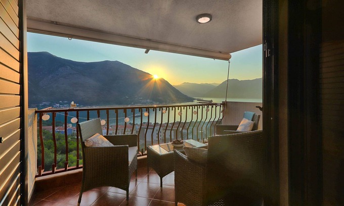 Kotor Apartment | Apartment Sea View