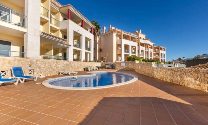 Olhos D'Agua Condo | Apartment, sea view, pool 400m to the beach Olhos de Agua, Albufeira