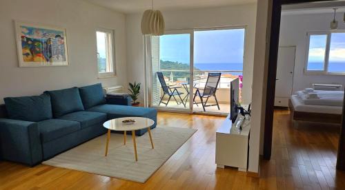 Vrpolje Apartment | Apartment SEA WOLF - Sea View & Centre