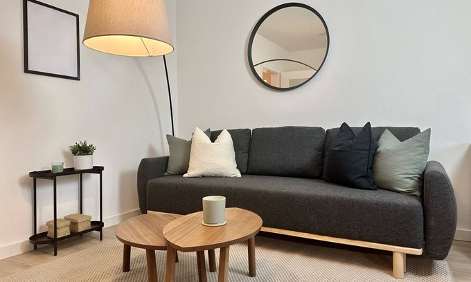 Neukirchen-Vluyn Apartment | Apartment-Signature-Private Bathroom-Balcony