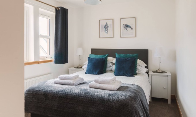 Cellardyke Apartment | Apartment - Sleeps 4, Pet friendly & Free parking
