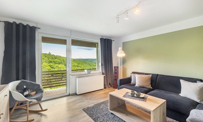 Schanze Apartment | Apartment 'Sonnblick' with Shared Terrace, Shared Garden and Wi-Fi