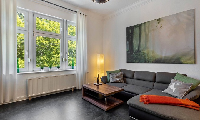 Neheim Apartment | Apartment 'Stadtvilla' with Wi-Fi