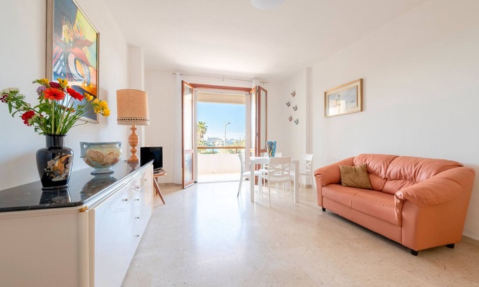 Otranto Historic Centre Apartment | Apartment 'Stella' with Sea View, Wi-Fi and Air Conditioning