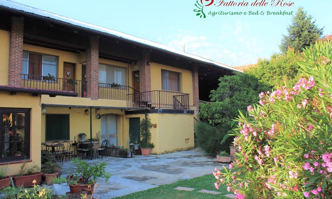 Salussola Other | Apartment surrounded by greenery at the Fattoria delle Rose