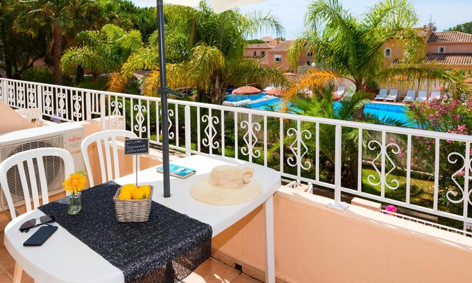 La Londe-les-Maures Apartment | Apartment T3 * 250 m from the SEA with HEATED SWIMMING POOL and TENNIS (103)