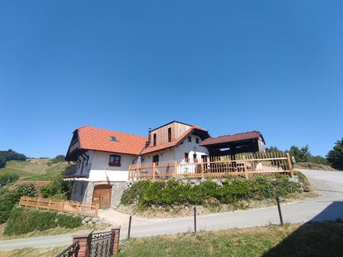 Podcetrtek Apartment | Apartment Velbana Gorca