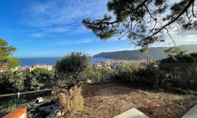Spotorno Apartment | Apartment 'Viletta My Sea' with Sea View & Wi-Fi