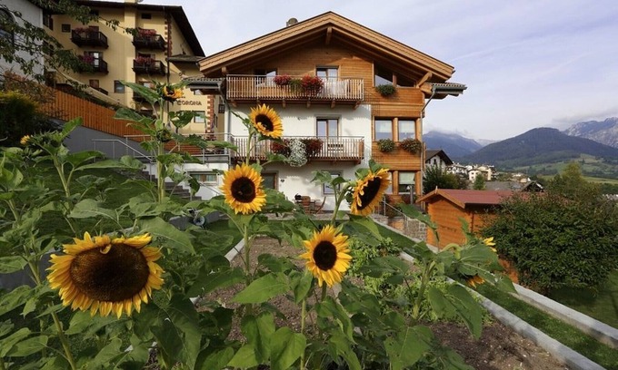 Carano Apartment | Apartment 'Villa Prafiori Stella Alpina' with Mountain View, Shared Garden & Wi-Fi