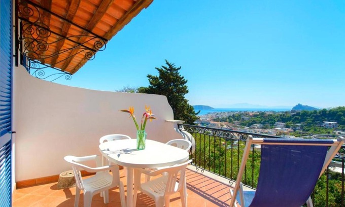 Ischia Porto Apartment | Apartment 'Vista Golfo' with Sea View, Private Terrace and Wi-Fi