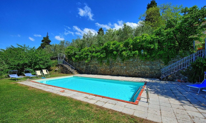 Greve in Chianti Apartment | Apartment with WIFI, pool, TV, patio, pets allowed, panoramic view, close to Greve In Chianti