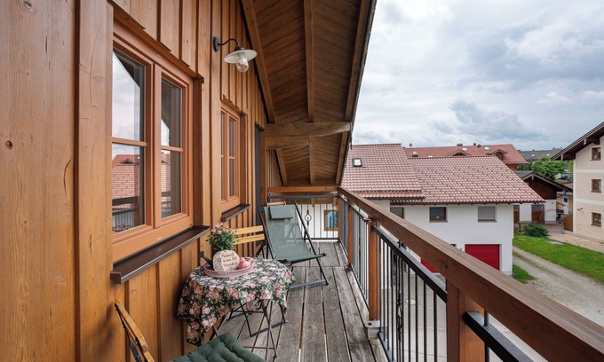 Hoslwang Apartment | Apartment 'Waldblick' with Private Garden, Balcony and Wi-Fi