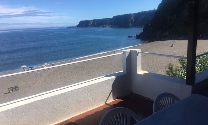 Ribeira Grande Apartment | Apartment with private access to the beach - Praia dos Moinhos
