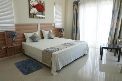 Inch Marlowe Apartment | Apartment with double bed and private outdoor kitchen Higher Heights, Barbados