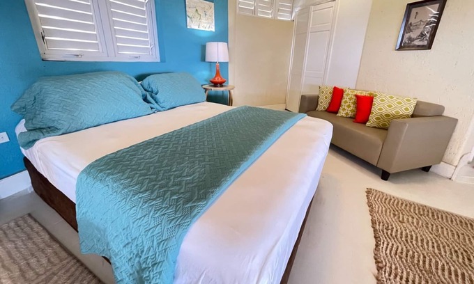 Work Hall Apartment | Apartment with Ocean View