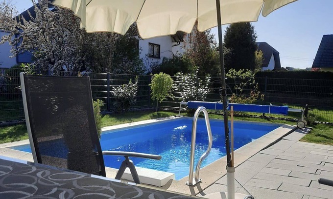 Wilnsdorf Condo | Apartment with pool and garden use sep. Entrance.
