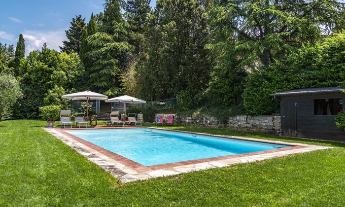 Villamagna House | Apartment with pool and panoramic terrace 2 steps from Florence