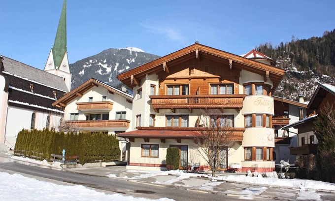 Stumm Apartment | Apartment with sauna in Kaltenbach, Tyrol